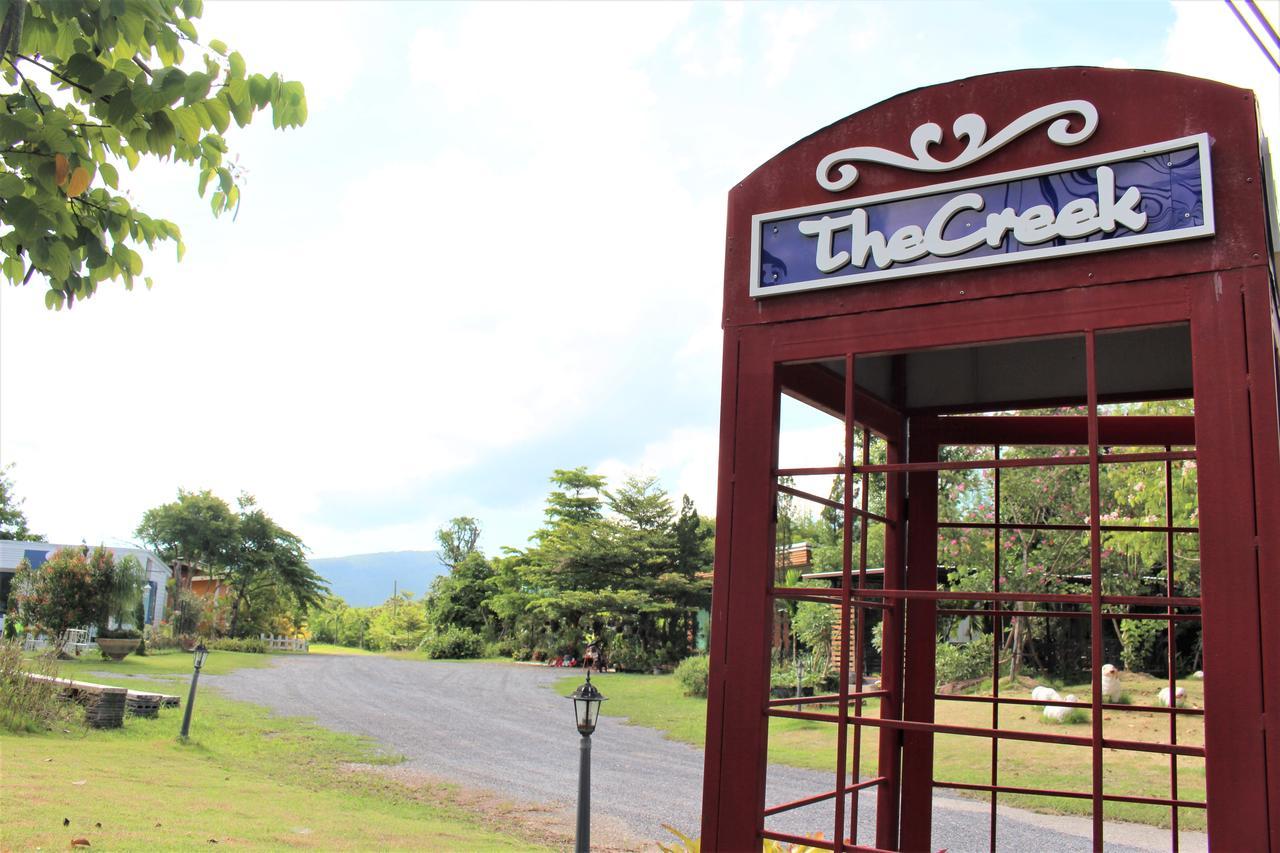 The Creek Villa Loei Exteriör bild