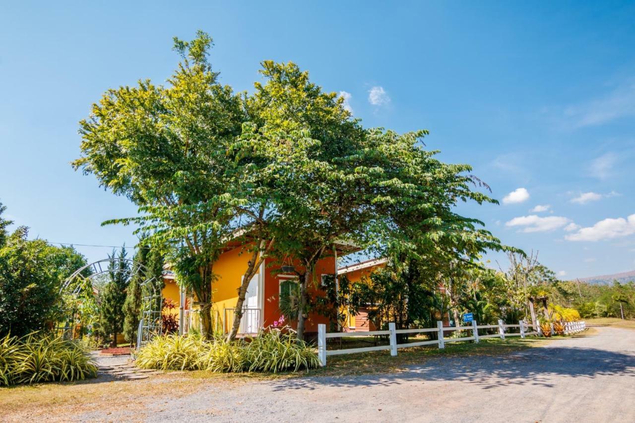 The Creek Villa Loei Exteriör bild